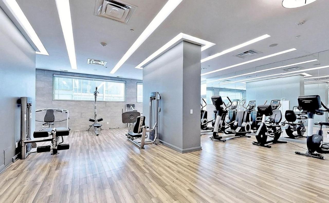 University Of Toronto Utsg Suites 외부 사진