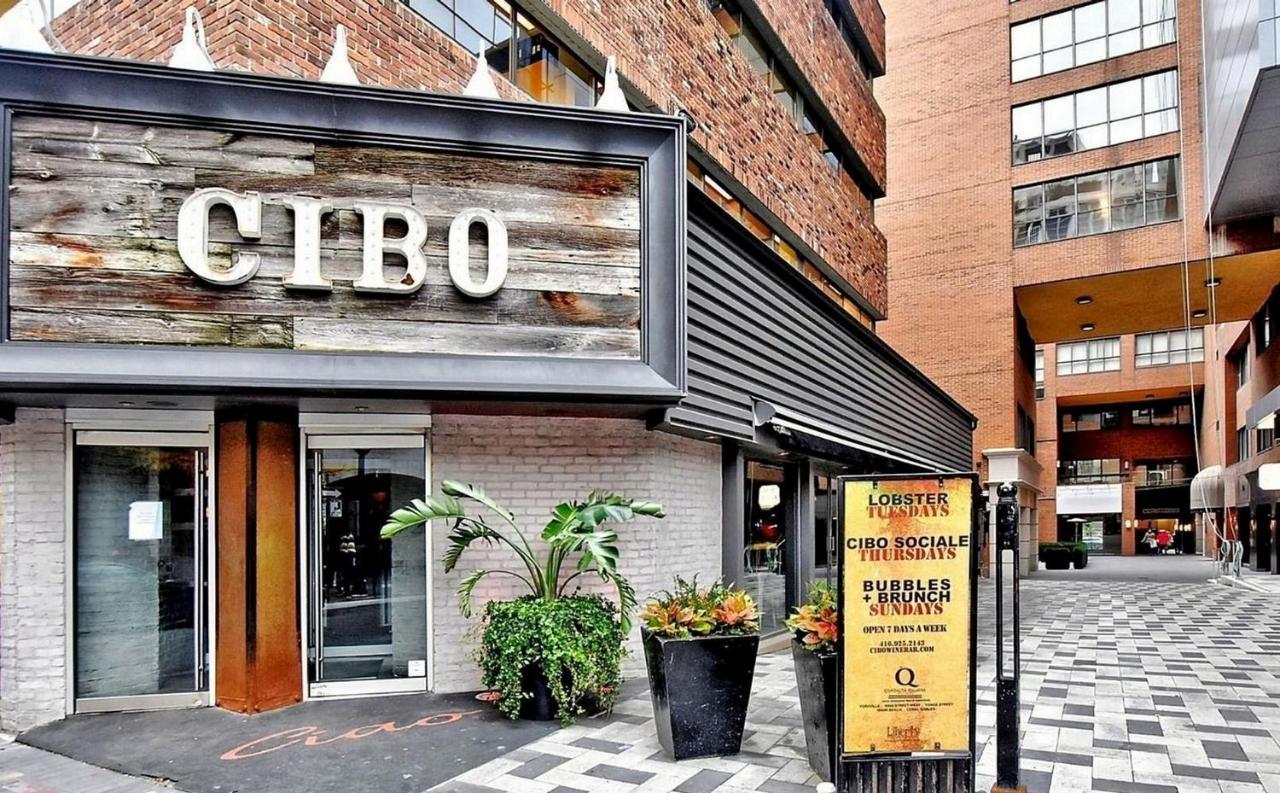 University Of Toronto Utsg Suites 외부 사진